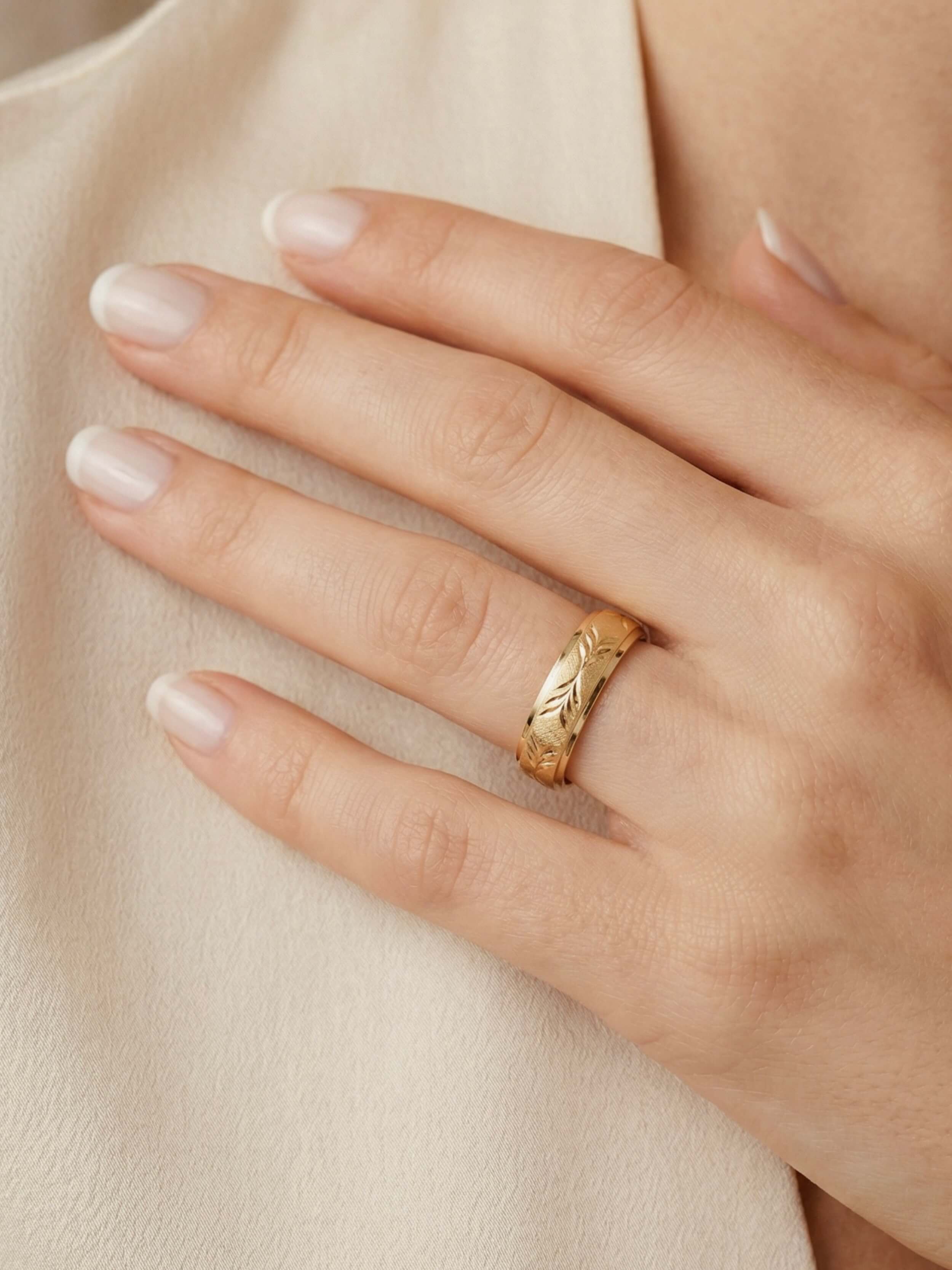Laurel Ring on hand