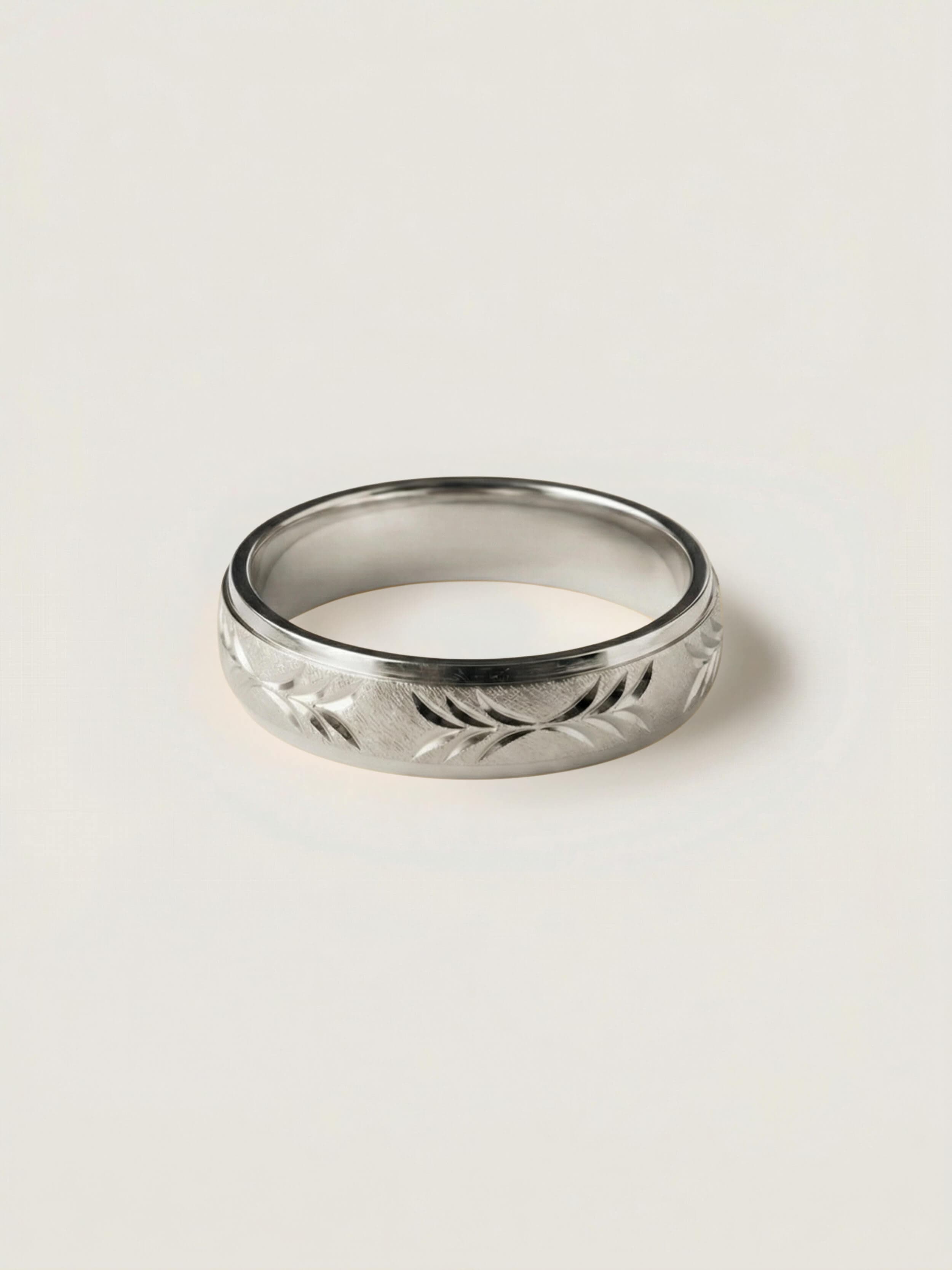 Laurel Ring in White Gold