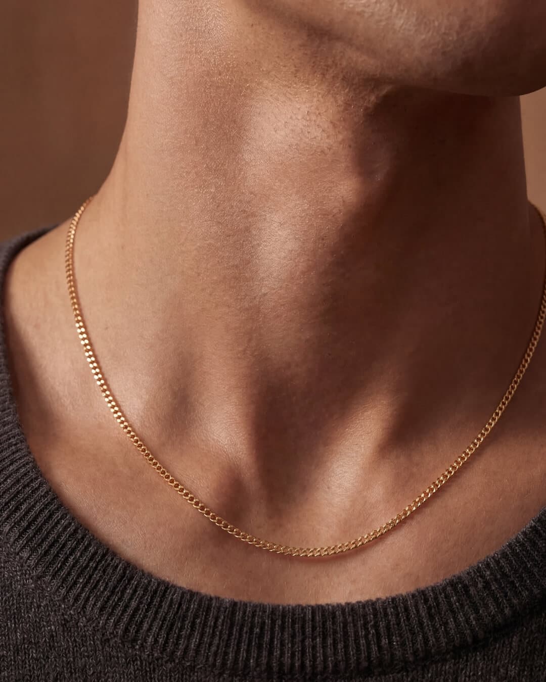 Herringbone Chain worn on man's