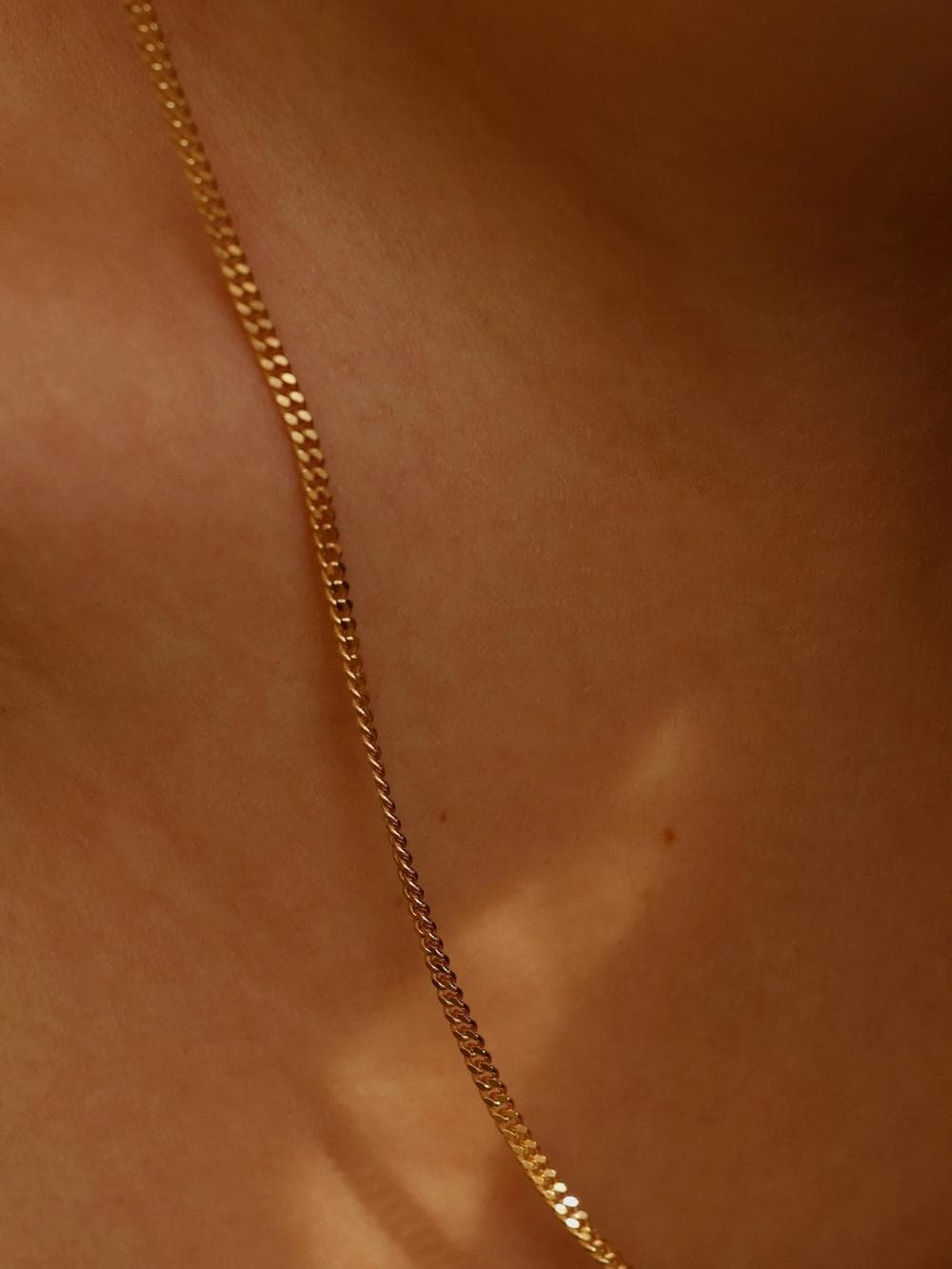 Herringbone Chain detail worn on neck