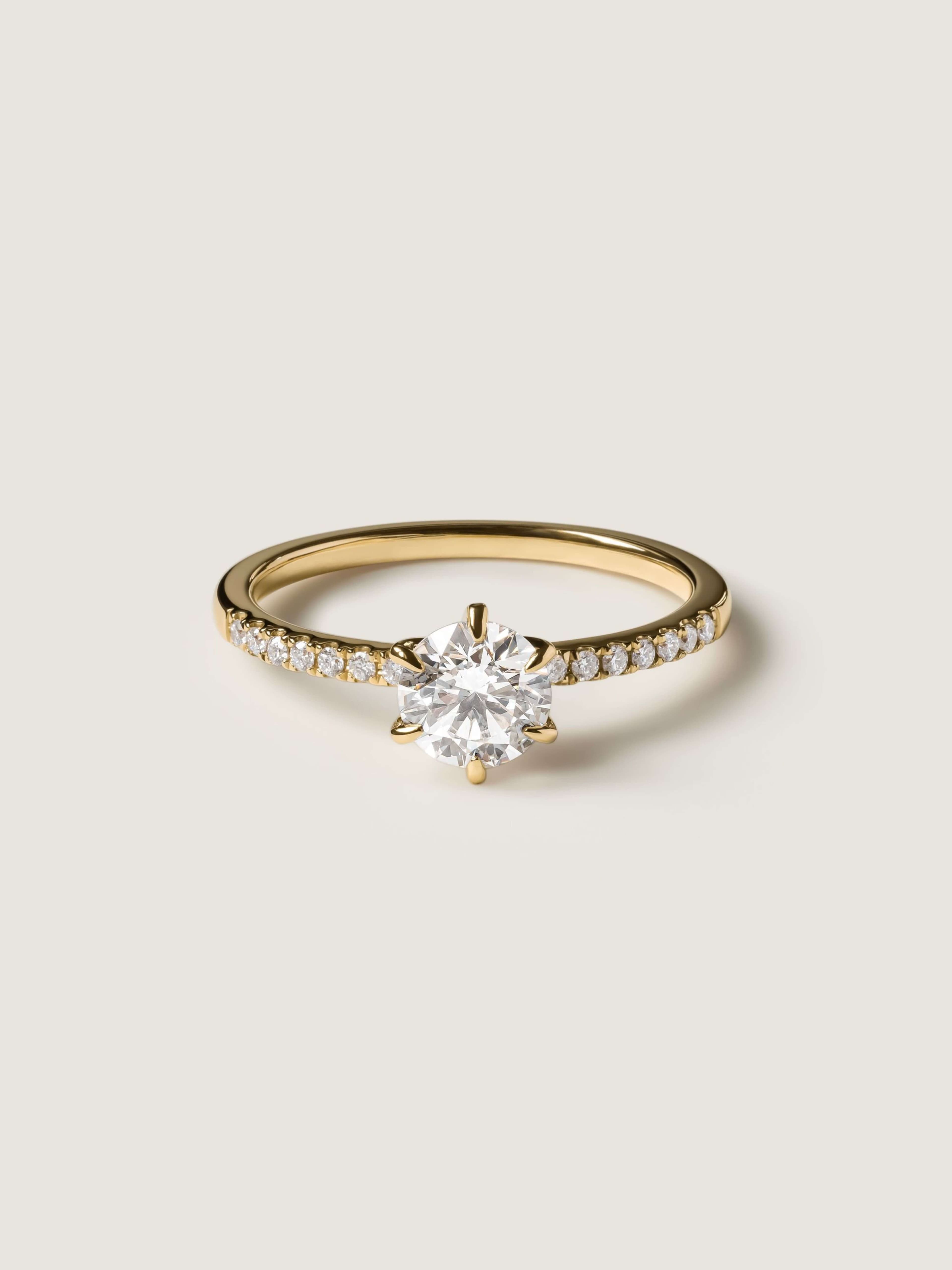 Aurelia Pavé Ring in yellow gold