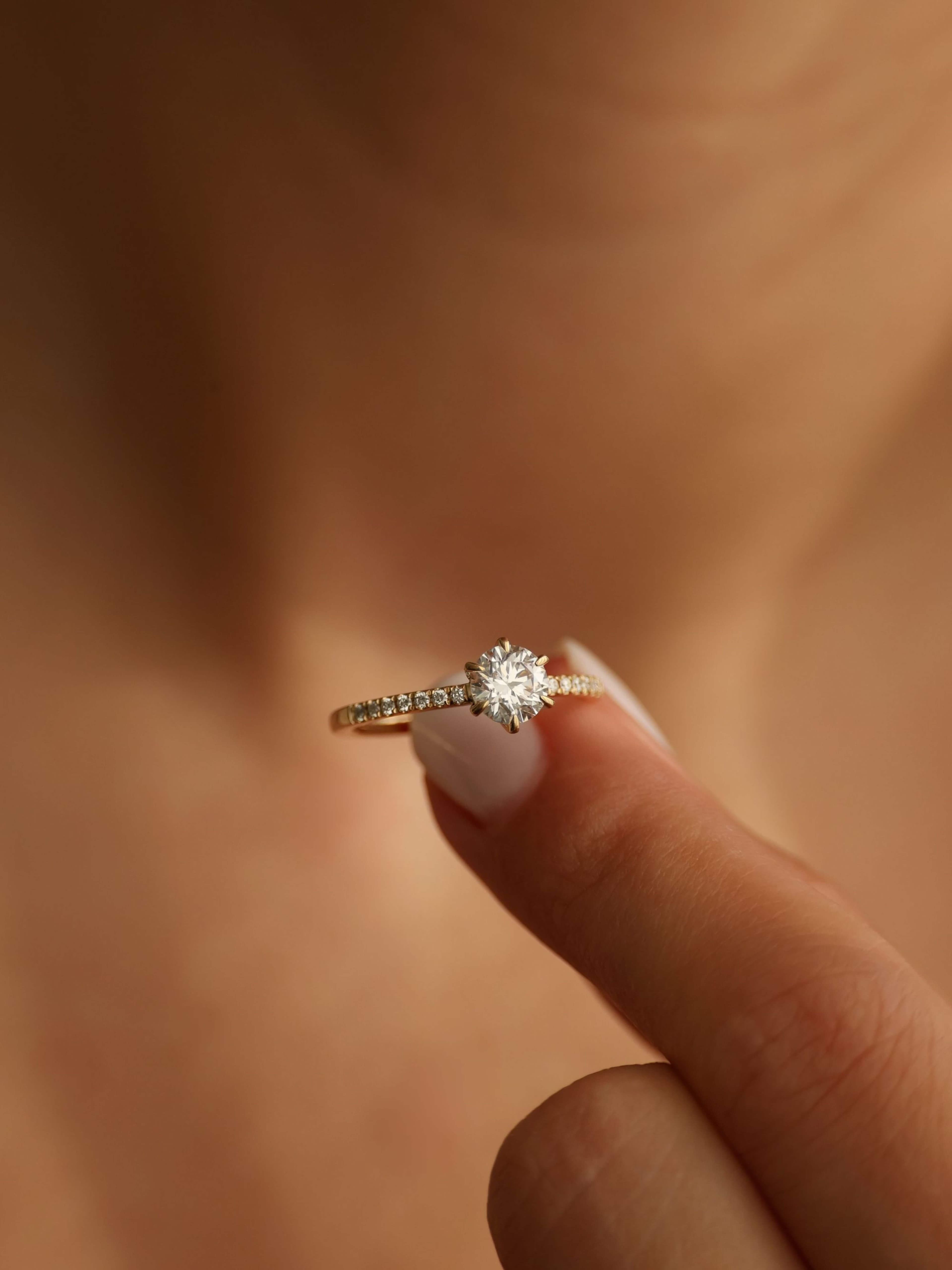 Aurelia Pavé Ring on finger v2