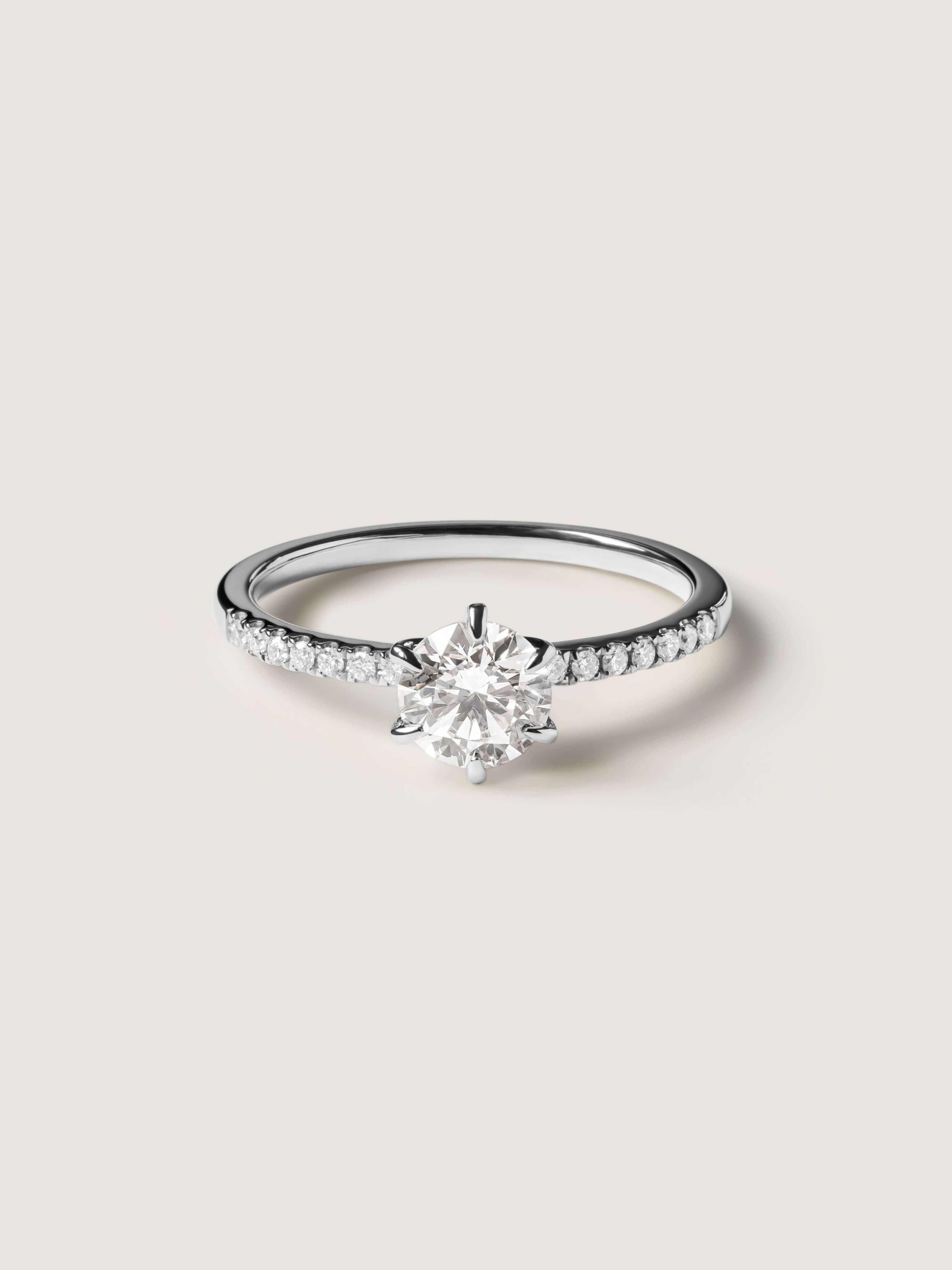 Aurelia Pavé Ring in white gold