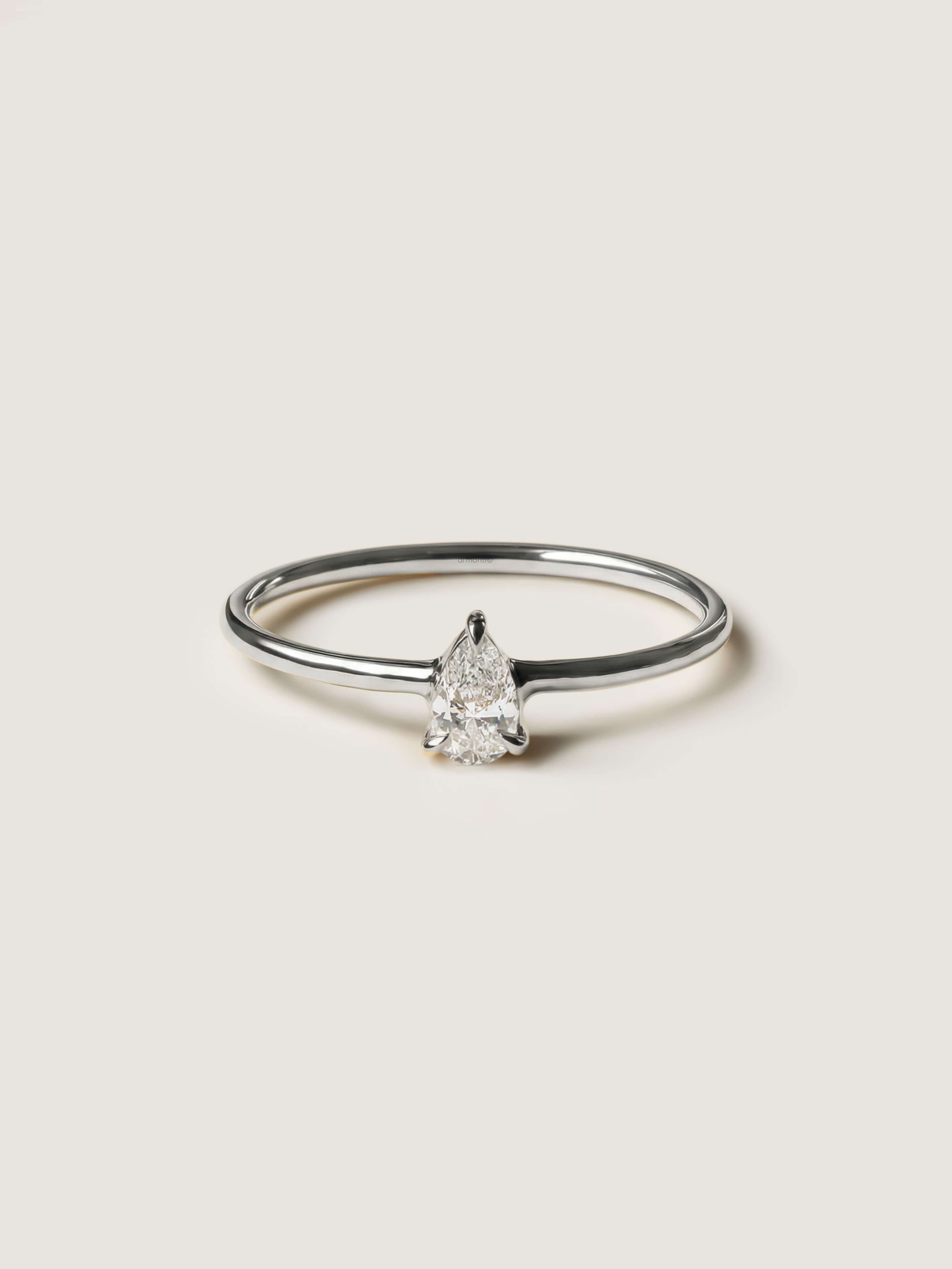 Classic Pear Cut Ring in white gold