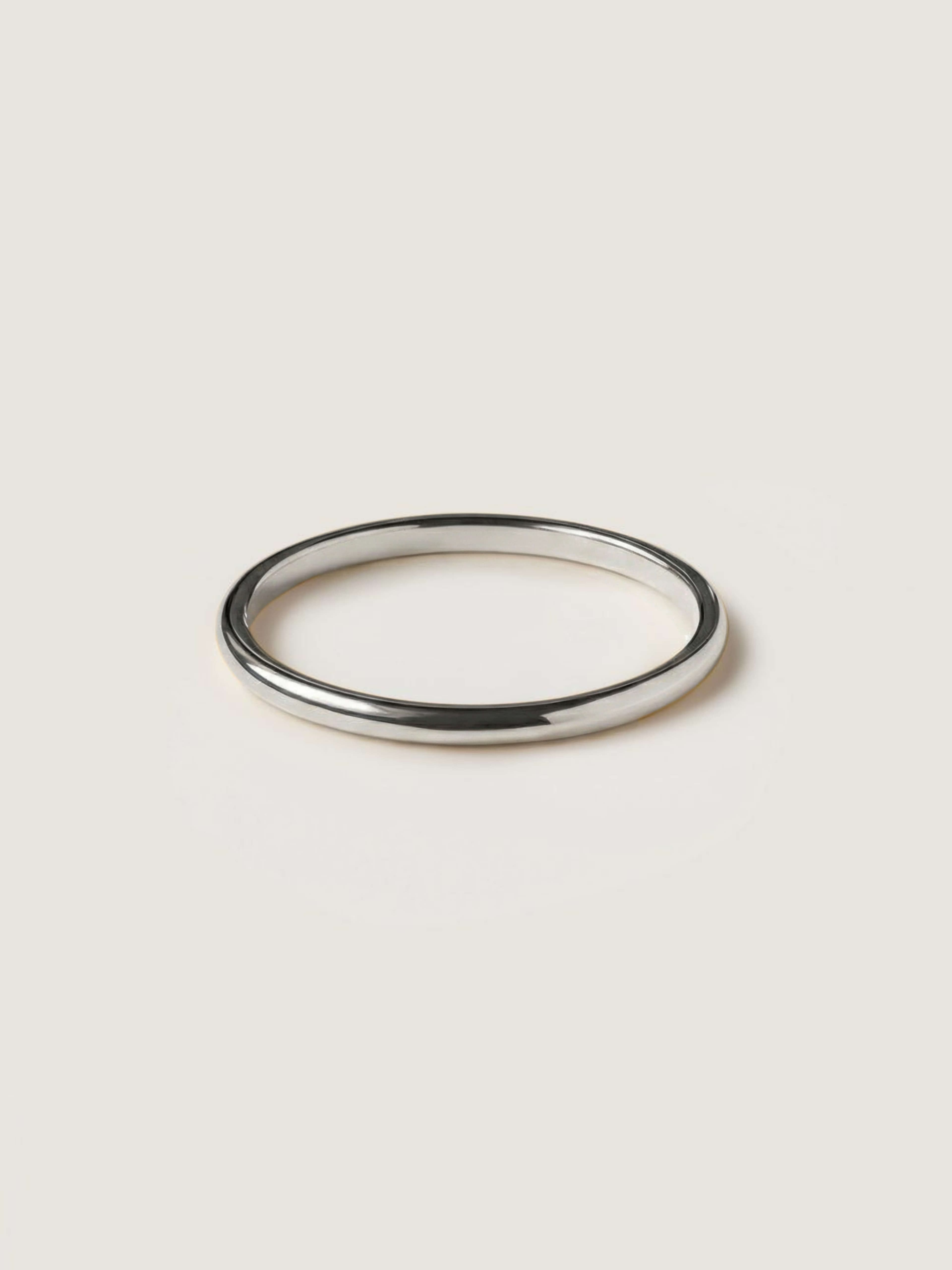 Classic 1mm Wedding Ring in White Gold