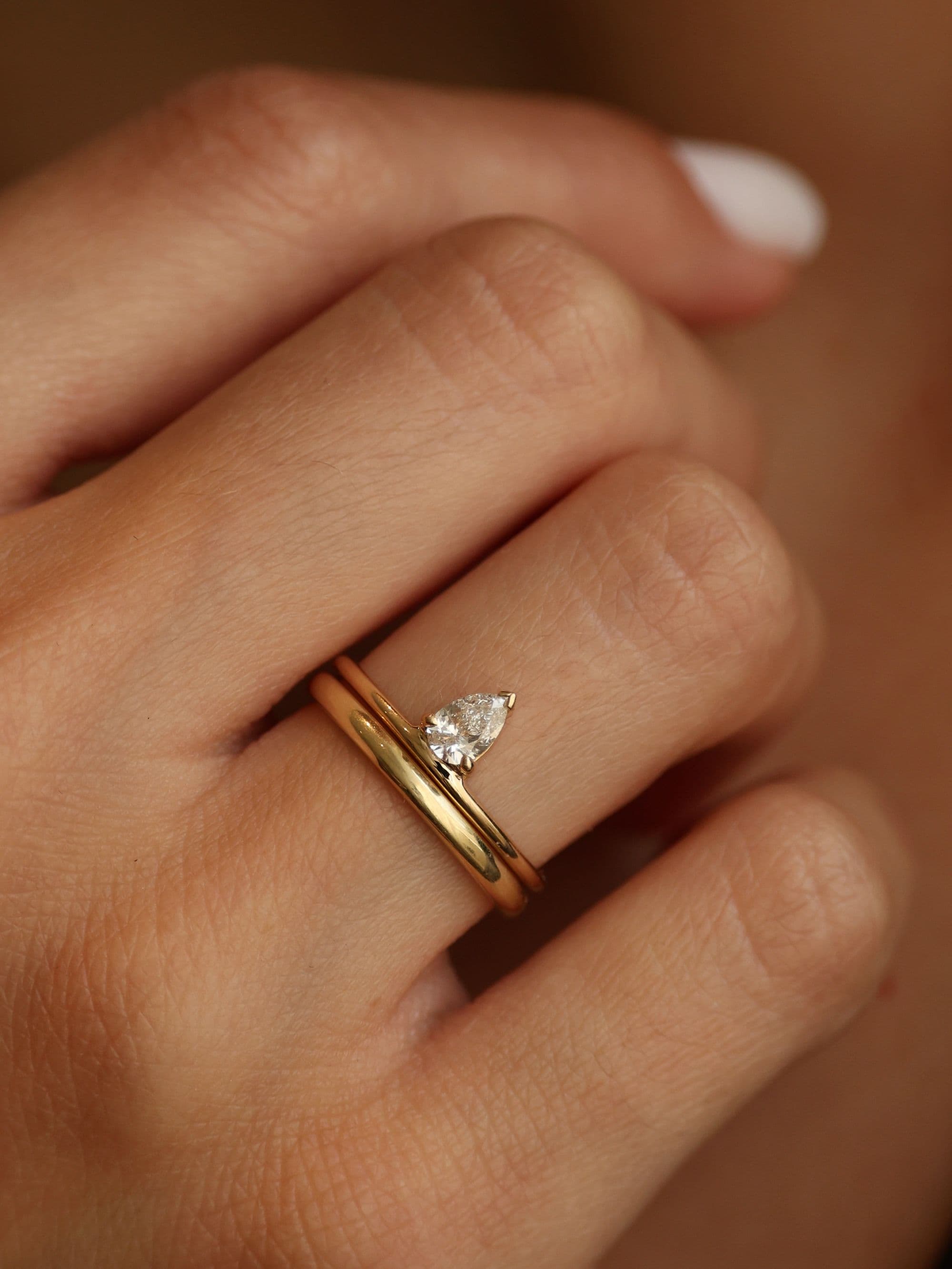 Classic 2 mm half-round wedding ring combined view v2