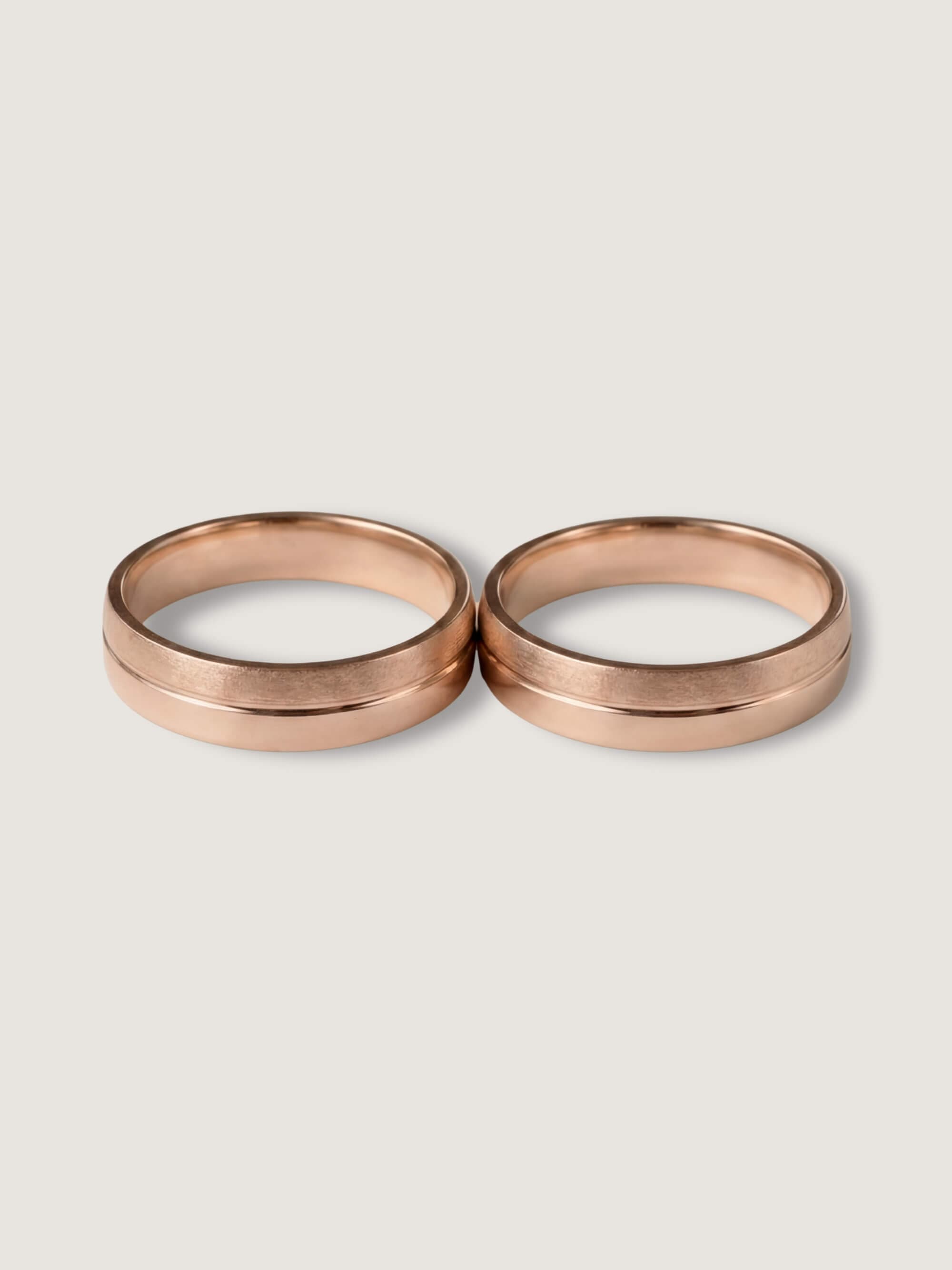 Relief Duo Wedding Rings in Rose Gold