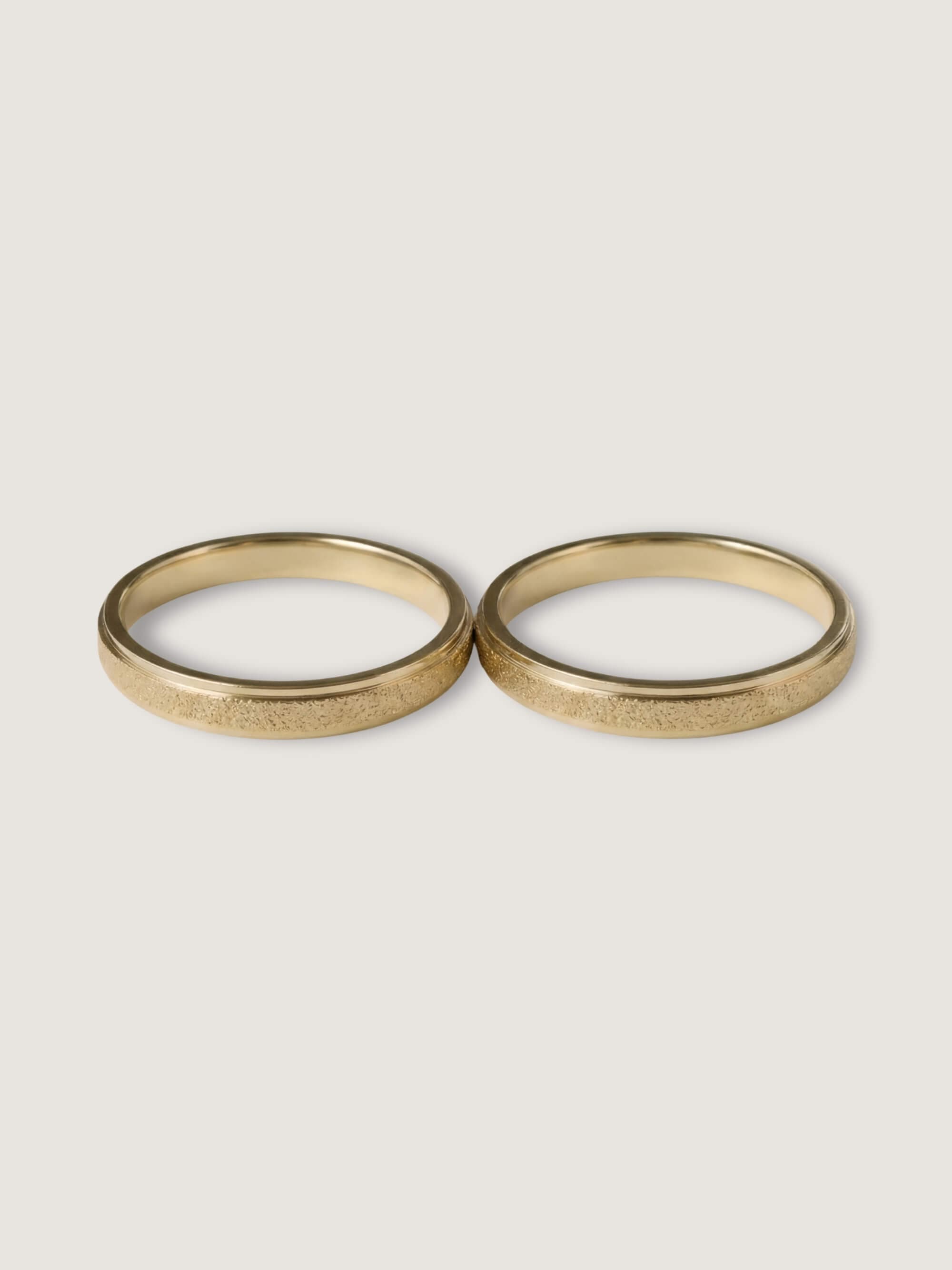 Terra Duo Wedding Rings in Yellow Gold
