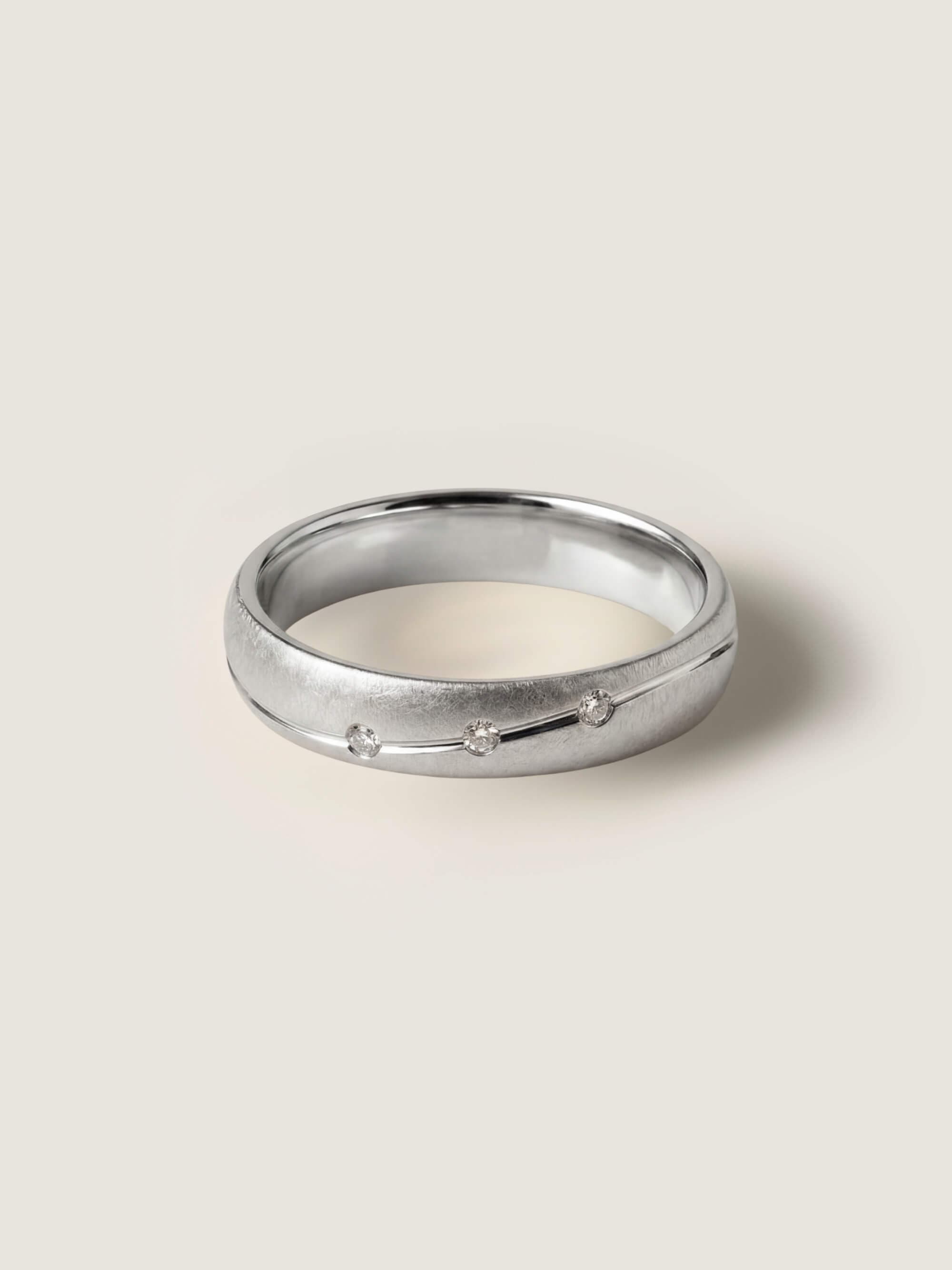 Starlit Waves Ring in White Gold